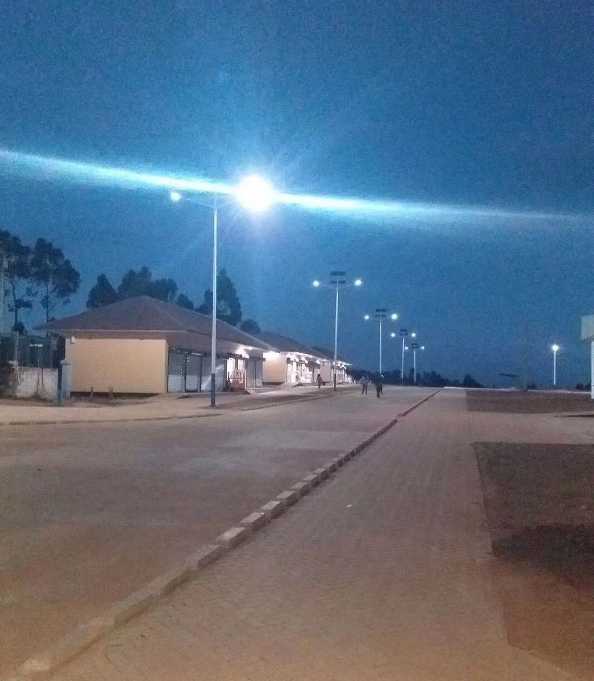 绥滨县非洲科特迪瓦太阳能路灯工程
